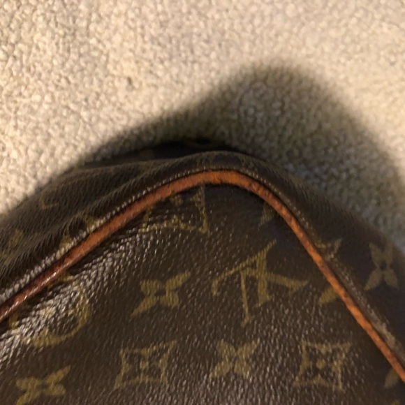 Louis Vuitton Marceau Messenger Crossbody Bag - Picture 6 of 15